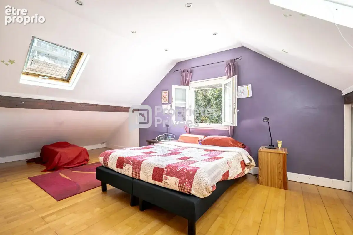 Maison familiale ensoleillée de 126m² habitable (161m² au sol) sur terrain de 294 m² à Cachan - photo 9