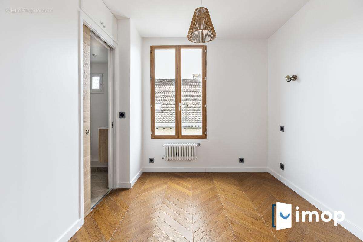 Appartement à PARIS-12E