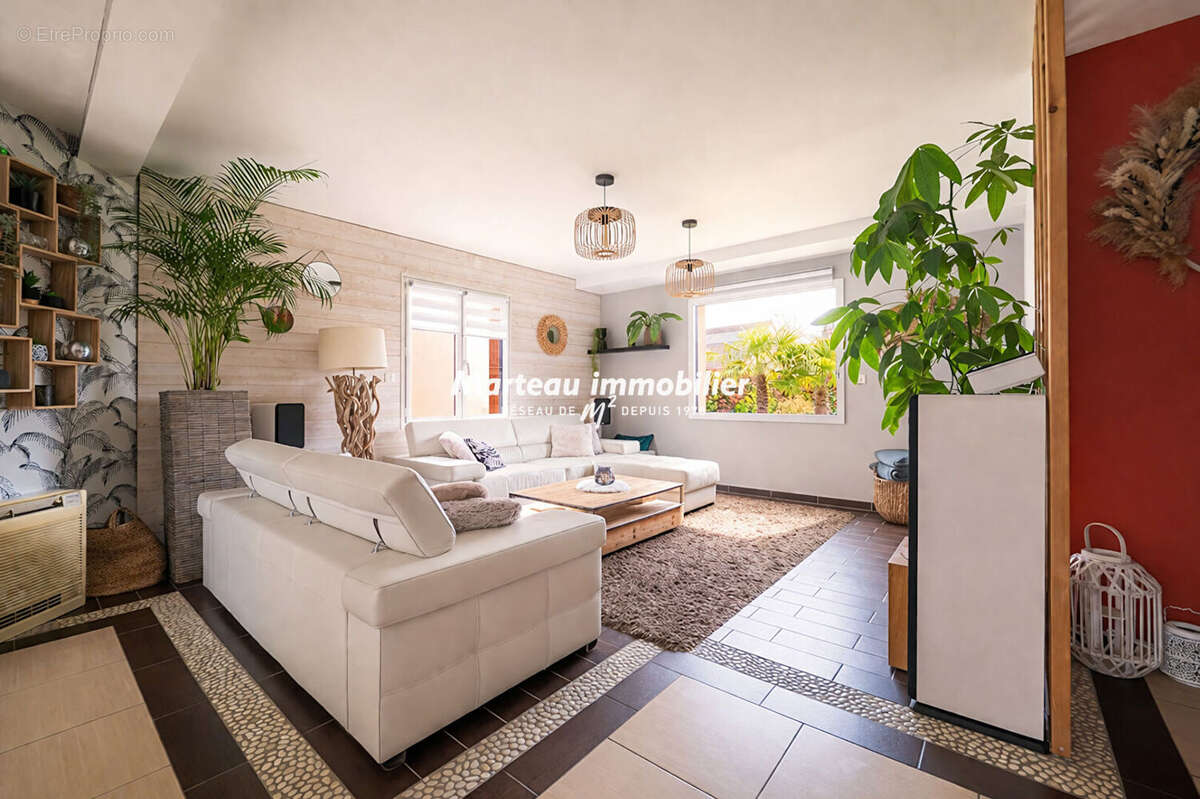 Maison à ARDENAY-SUR-MERIZE