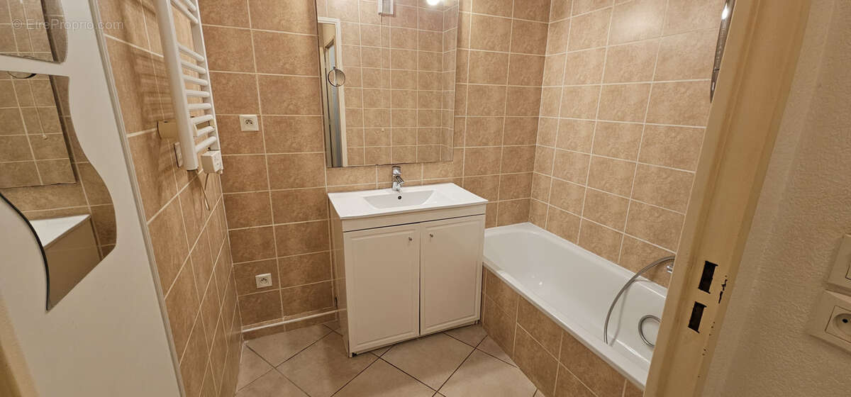 Appartement à MOUGINS