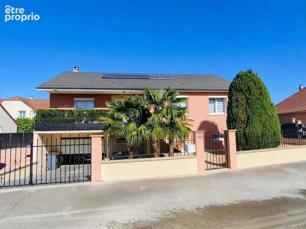Superbe maison de habitable plain-pied située à Saint-Gibrien ! - photo 2