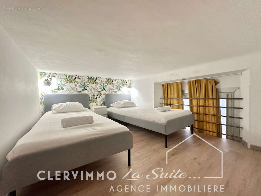 Appartement à MARSEILLE-1E