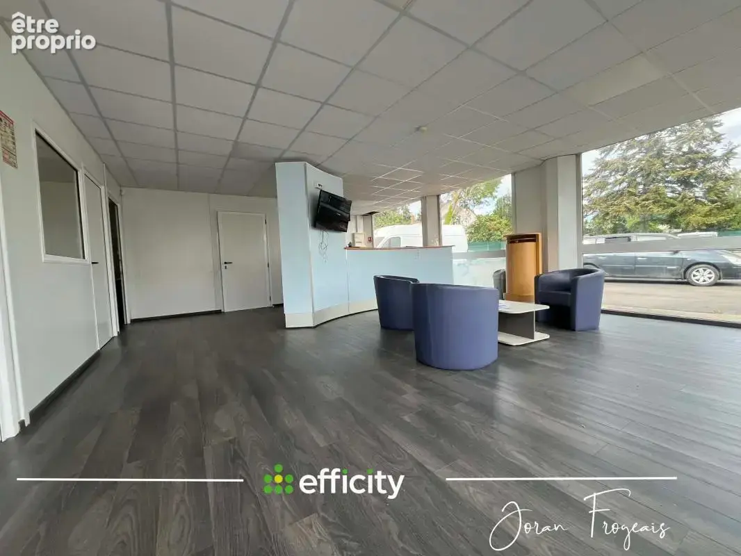 Local commercial - photo 7