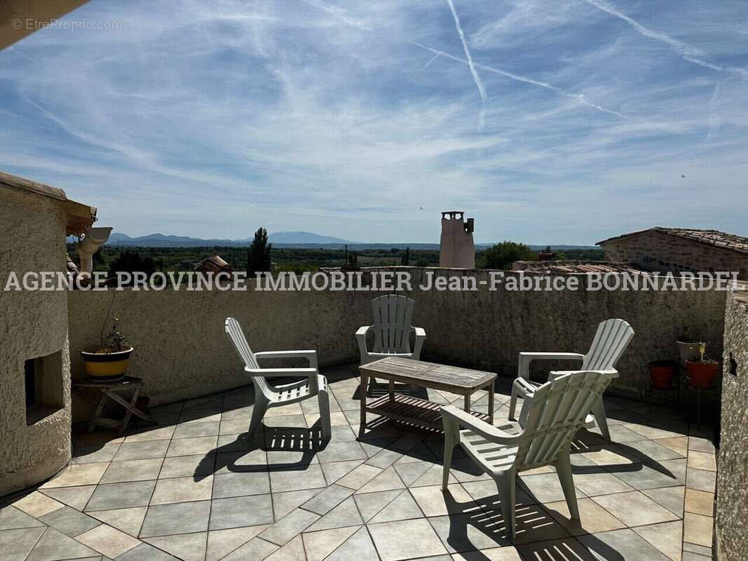 Maison à CHANTEMERLE-LES-GRIGNAN