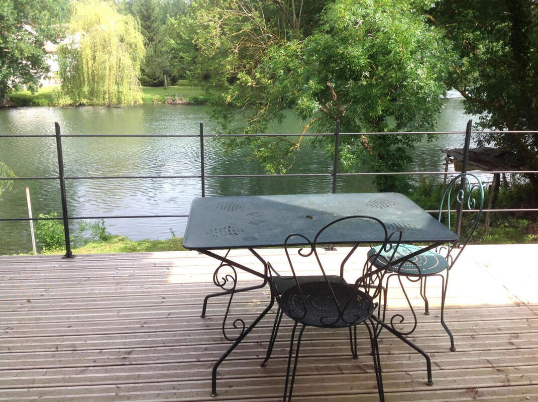 TERRASSE - Maison à SAINT-SIMEUX
