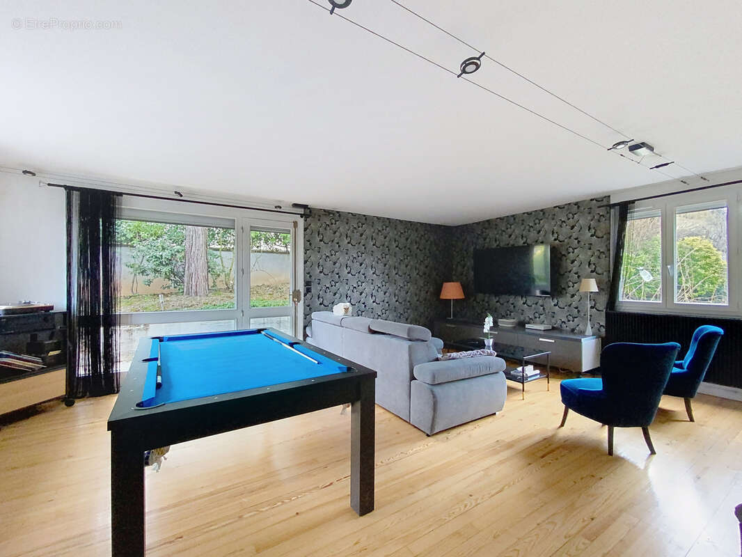 Maison à SAINT-ETIENNE