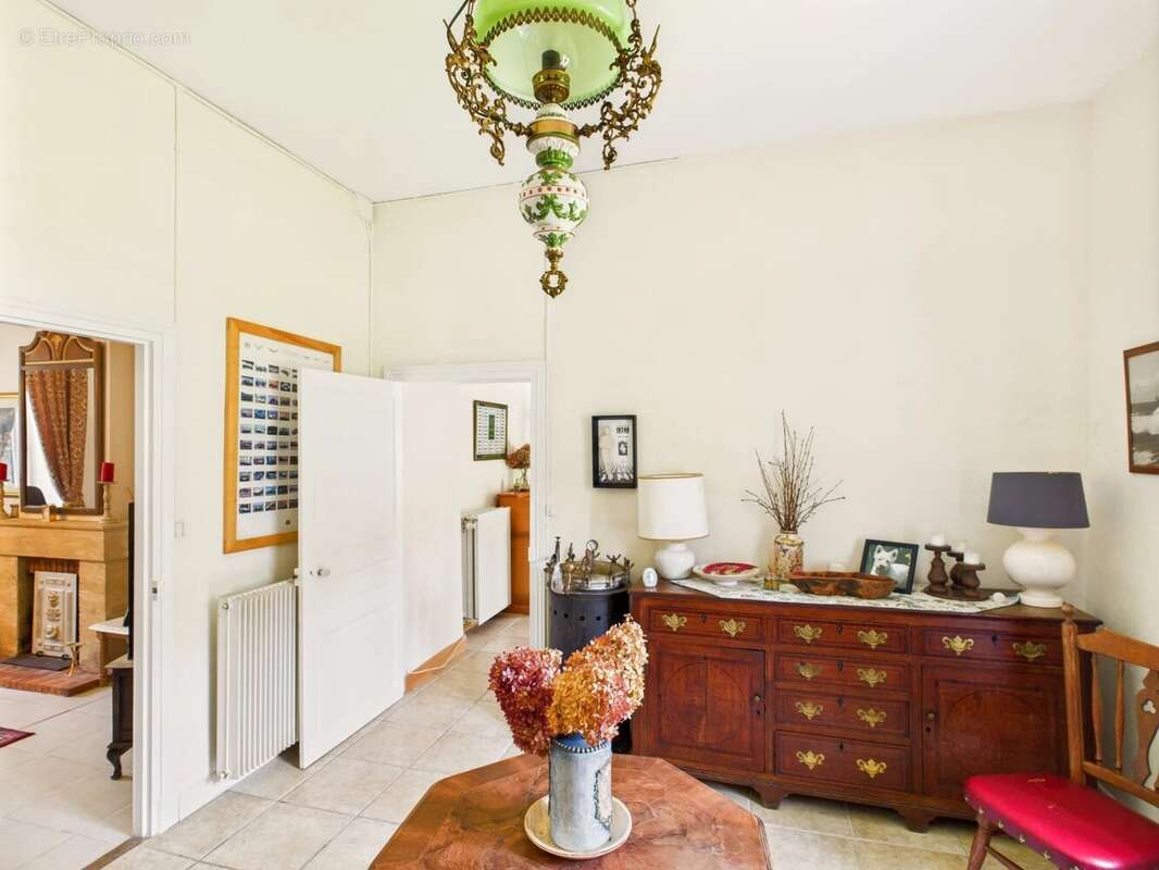 Maison à SAINT-MEDARD-D&#039;EXCIDEUIL