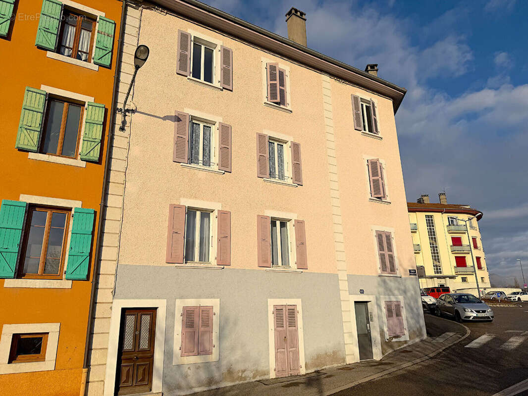 Appartement à BELLEGARDE-SUR-VALSERINE