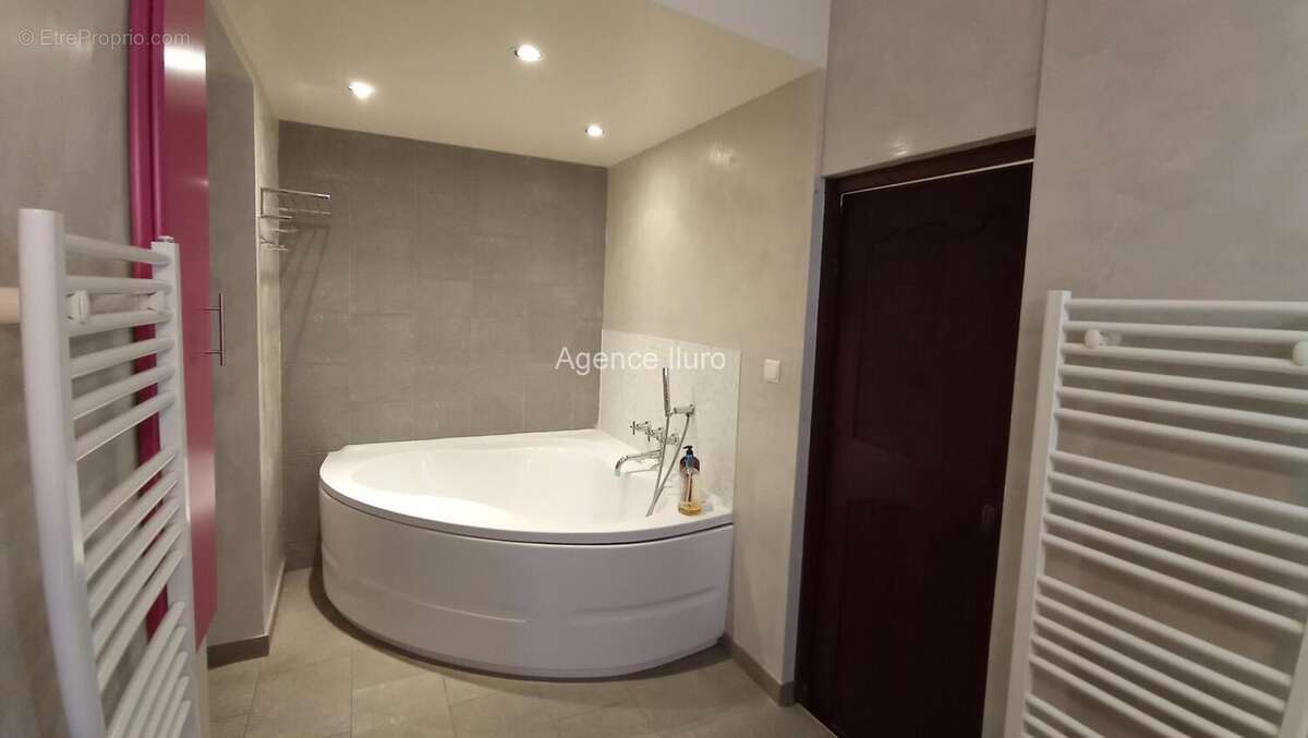 1668442452035 - Maison à OLORON-SAINTE-MARIE