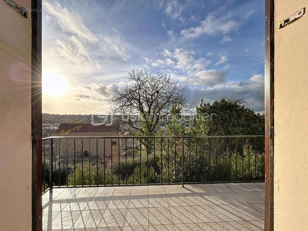 Maison à CORBEIL-ESSONNES