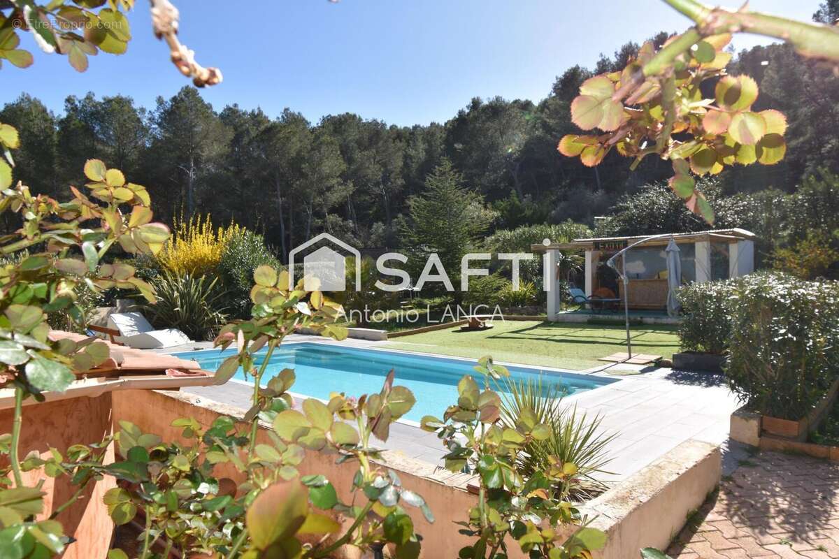 Photo 2 - Maison à VENTABREN