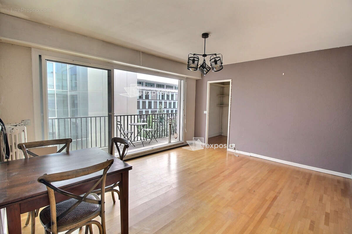 Appartement à SURESNES