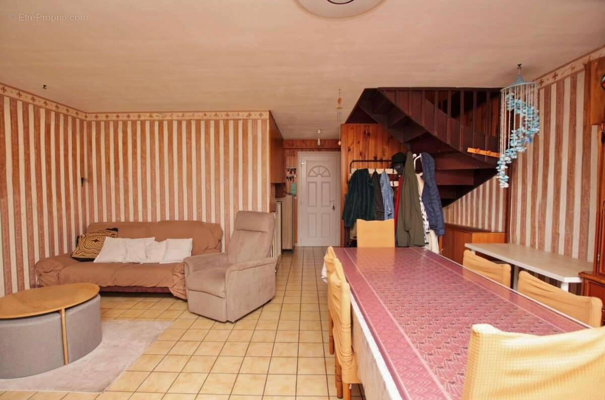Maison à MIONS