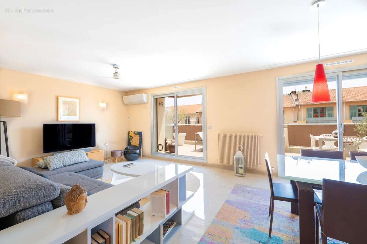 superbe 2 pièces 84m2 + terrasse 28m2 - photo 2