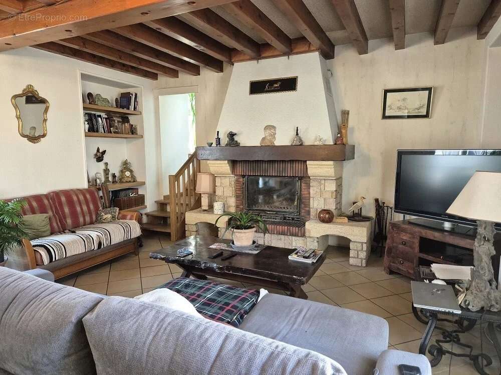 Maison à BEAUMONT-DU-GATINAIS