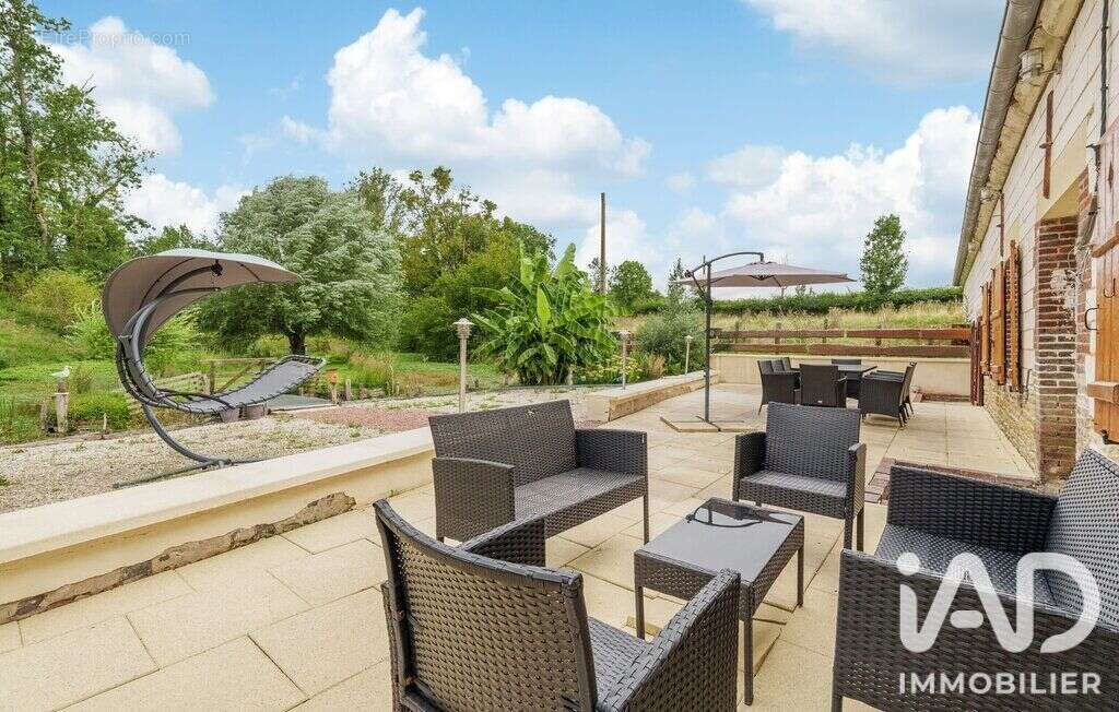 Maison 290 m² à Montigny-Les-Monts  - photo 5