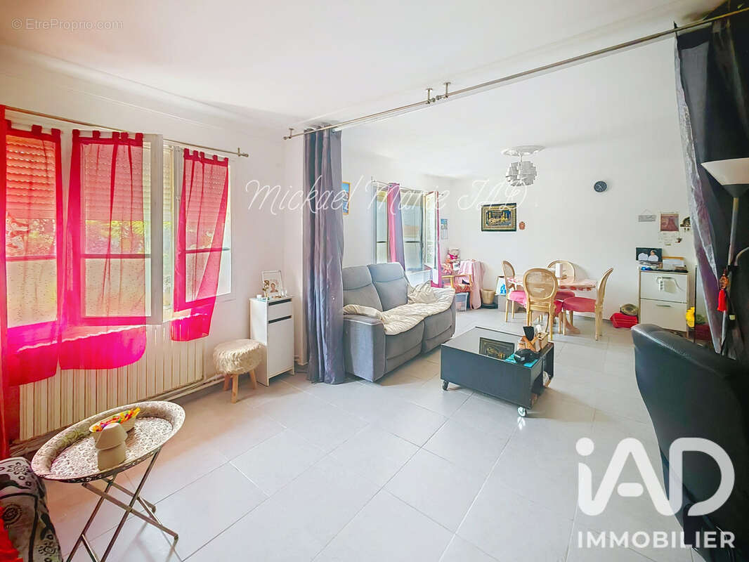 Appartement 85 m² à Beziers  - photo 2