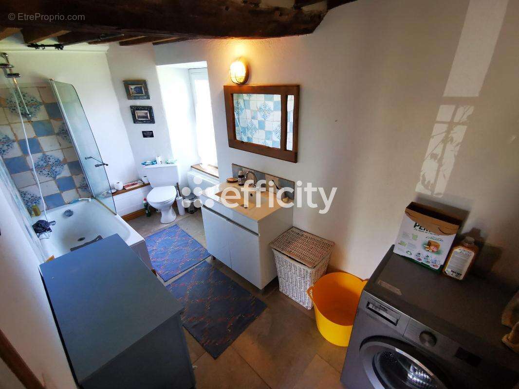 Maison 112 m² à Landelles-Et-Coupigny  - photo 13
