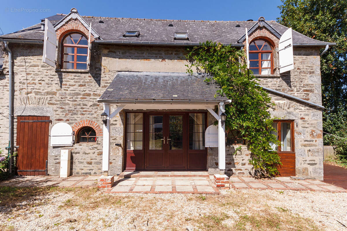 Maison à SAINTE-MARIE-DU-BOIS