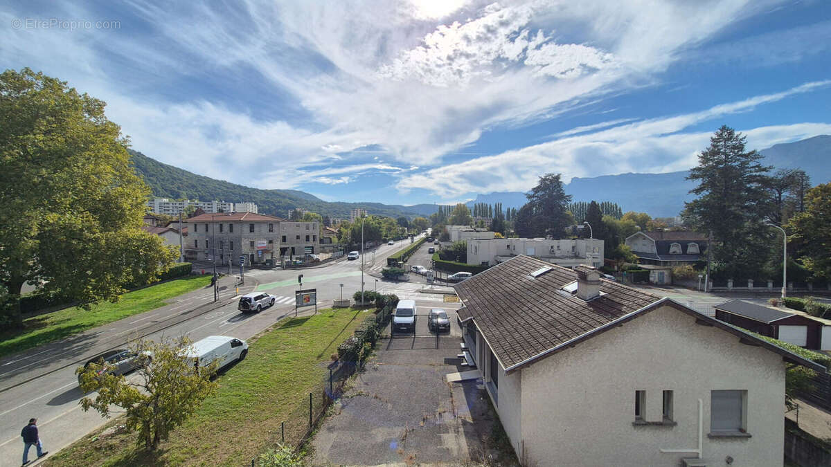 Appartement Saint Martin D Heres 5 pièce(s) 108 m2 - photo 15
