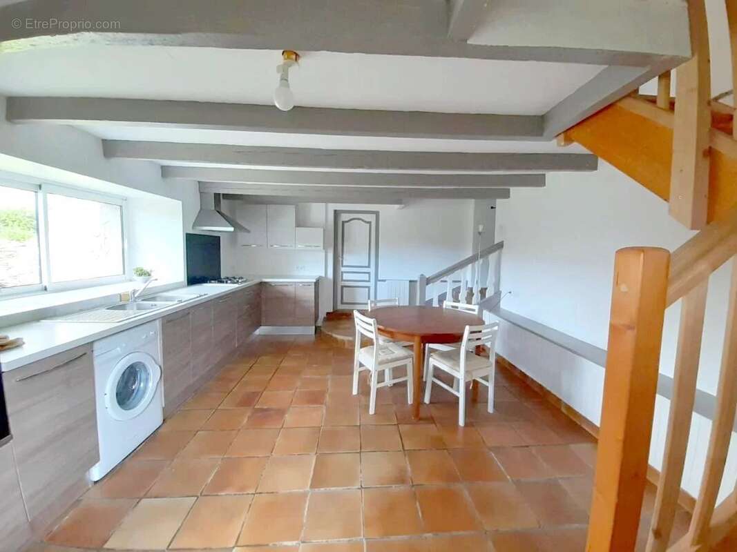 Maison à CARHAIX-PLOUGUER