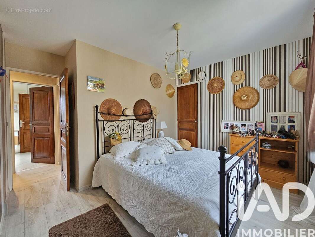 Photo 8 - Maison à ORGERUS