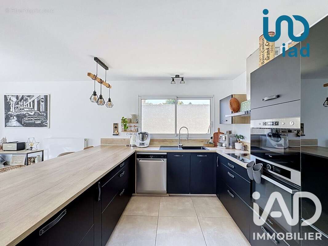 Maison 116 m² à Peaugres  - photo 6