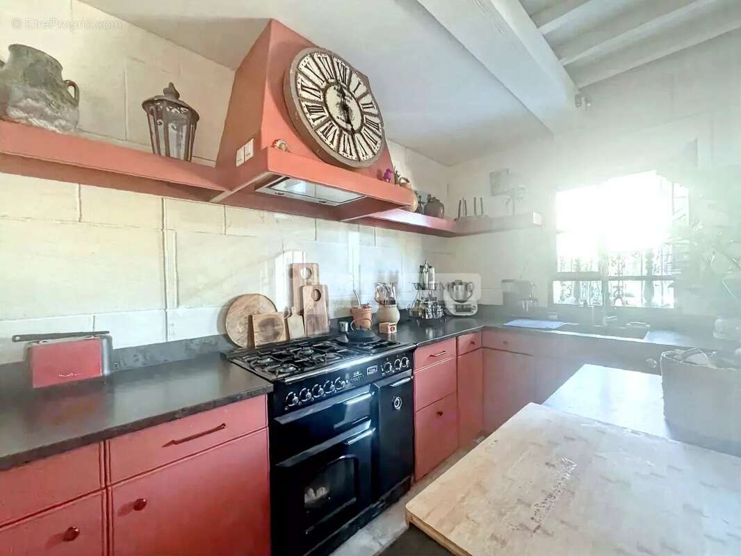 Maison ancienne rénovée T5 coeur de village de Fontvieille - photo 6