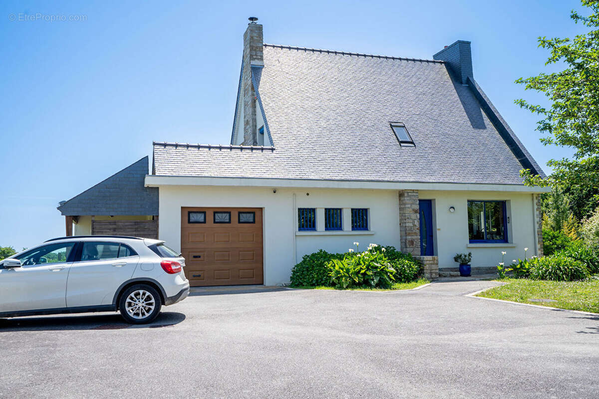 SARZEAU - GOLF DU MORBIHAN - Belle Maison traditionnelle T5 de 115 m² avec grand jardin arboré et clos de plus de 2700 m² - photo 17
