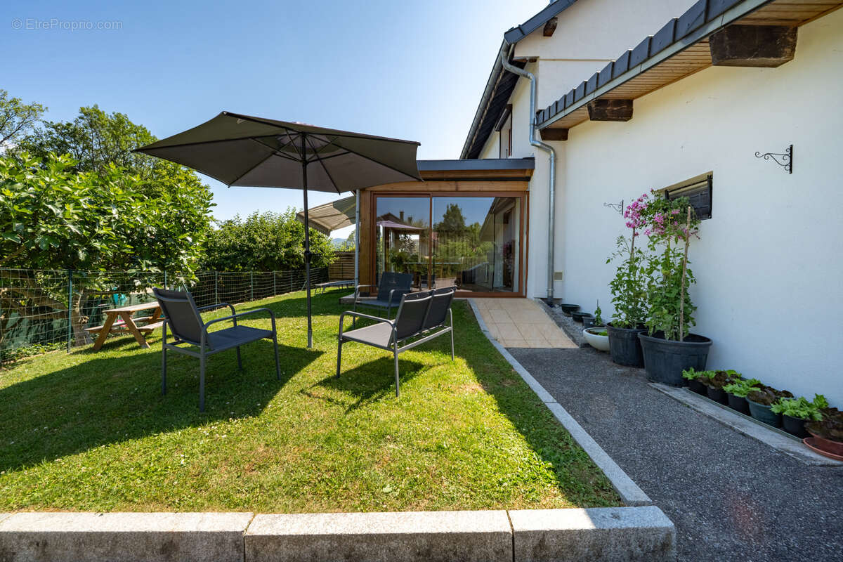 Maison à CHARVONNEX