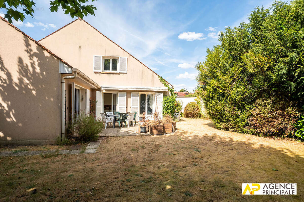 Maison Le Mesnil Le Roi 5 pièce(s) 113.65 m2 - photo 9