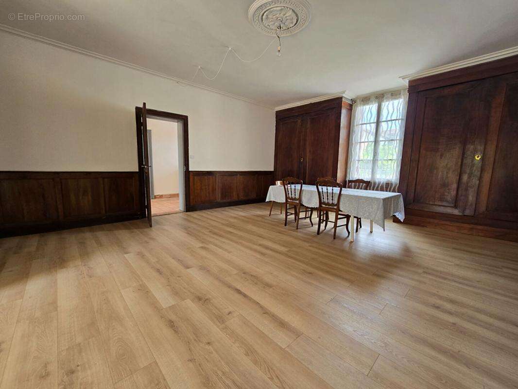Maison, annexes puits parc ruisseau - photo 6