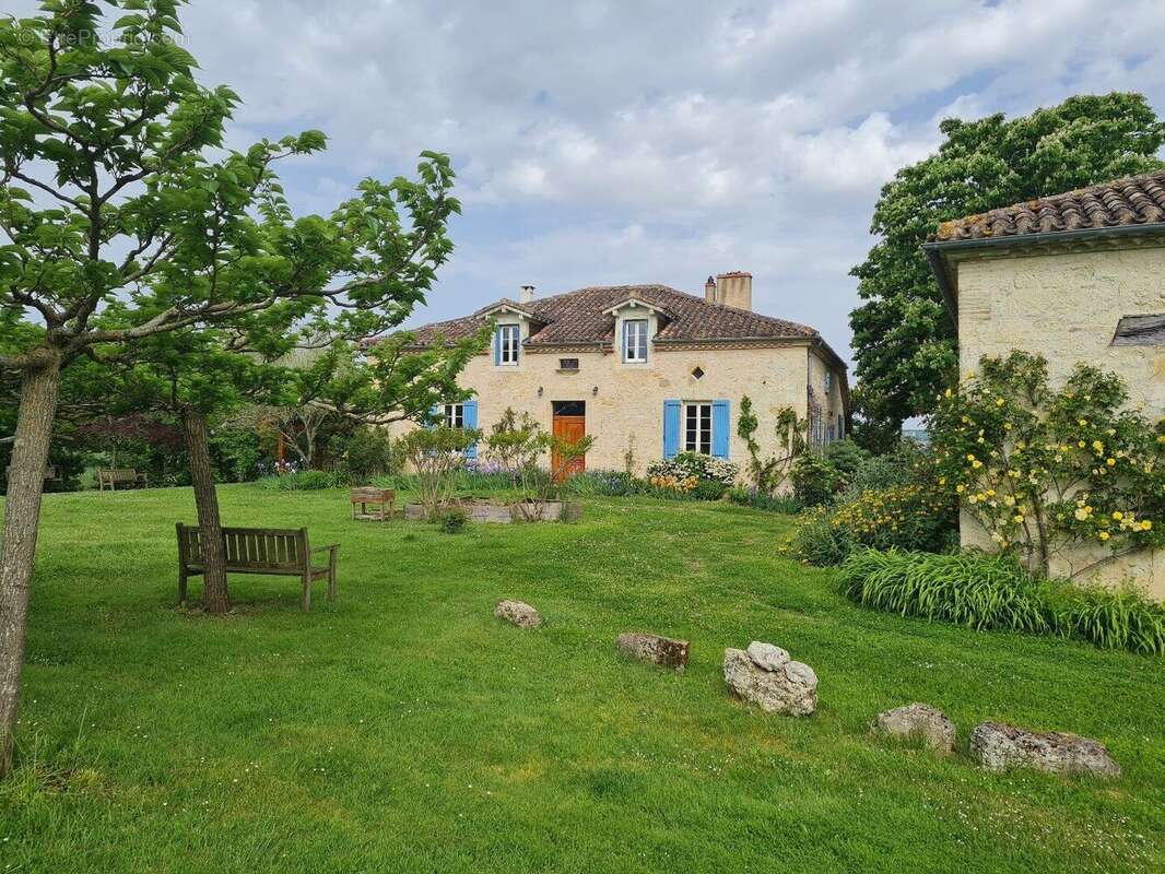 Maison à MIRADOUX