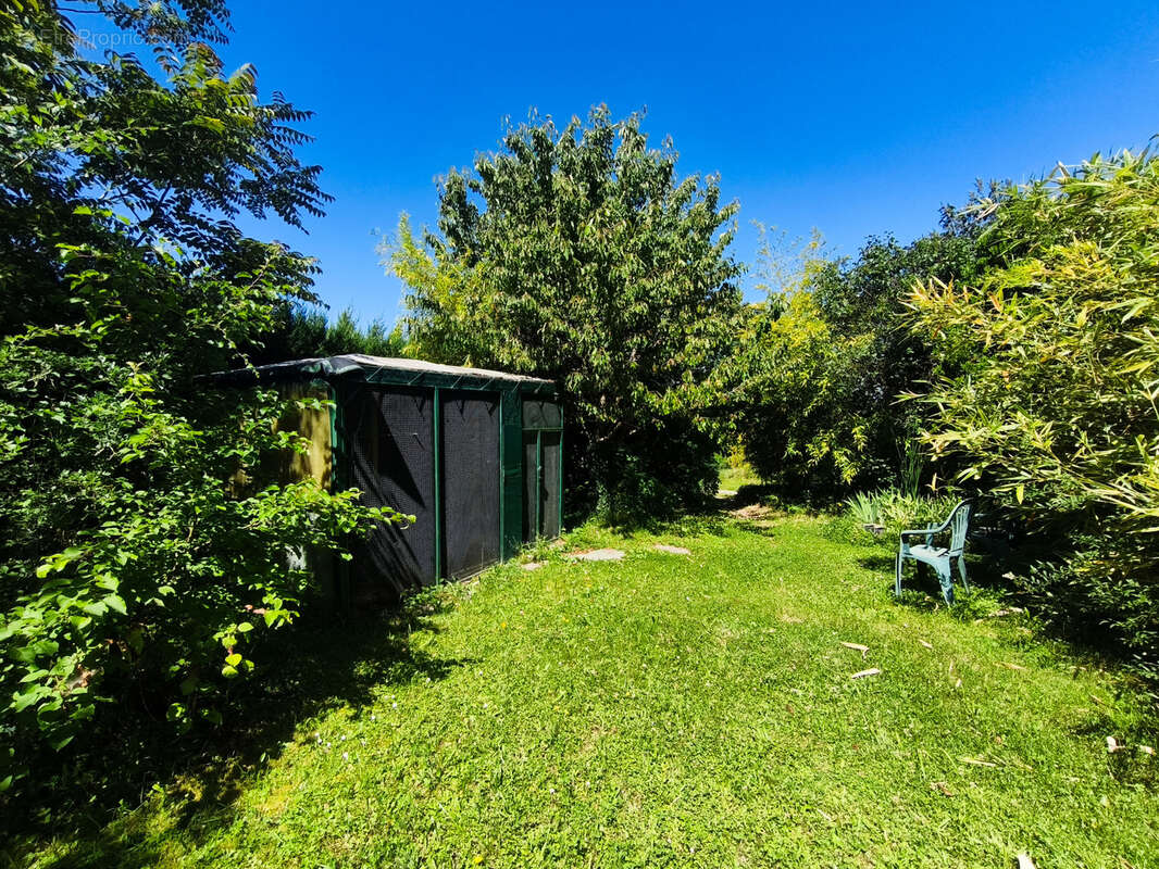 Maison à CRANVES-SALES