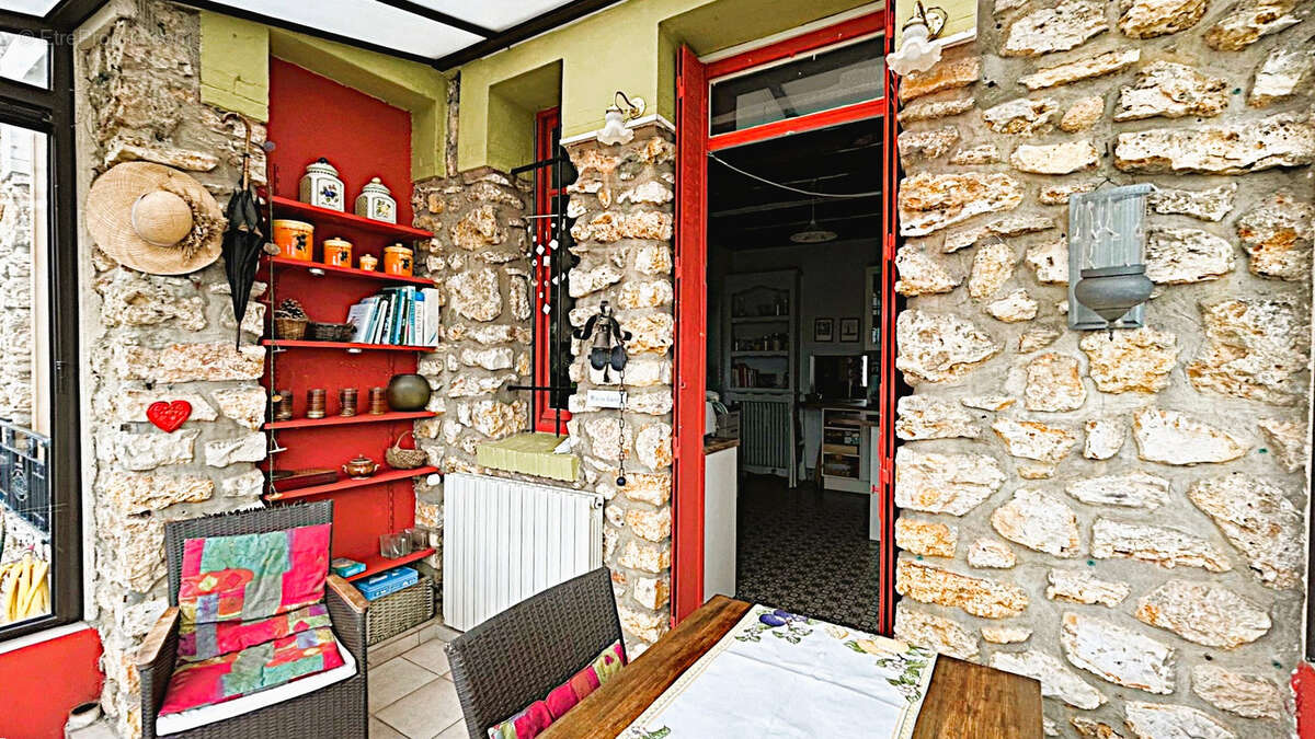 Maison à BEAUCHAMP
