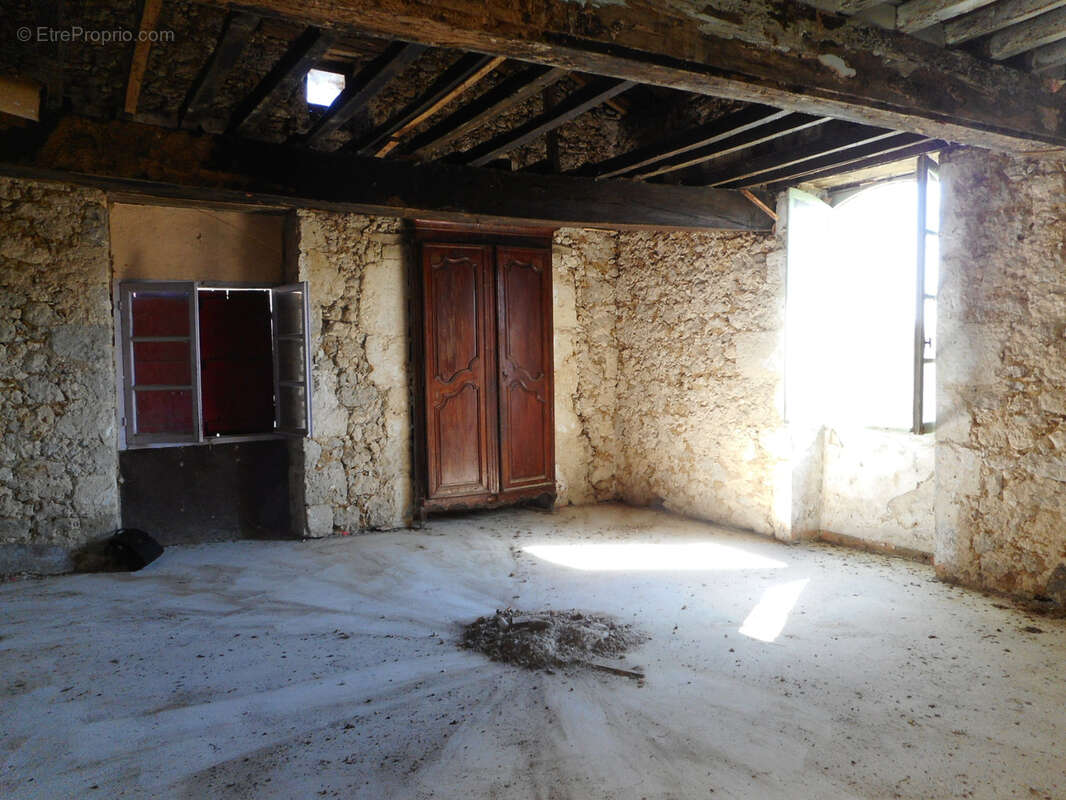 Maison à MEZIN