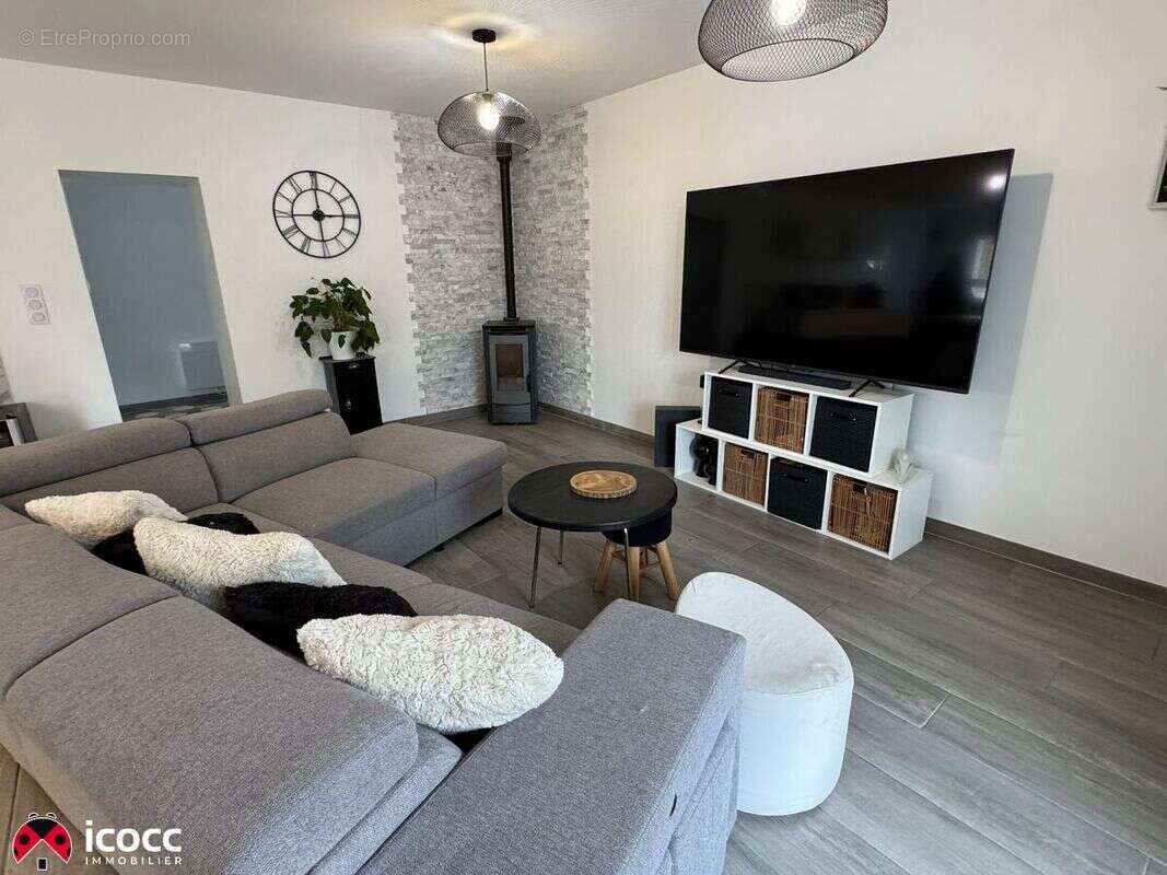 Maison à SAINT-CYR-EN-TALMONDAIS