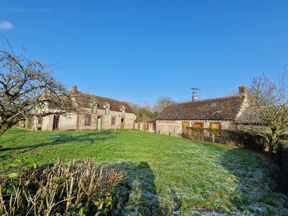Maison à SAINT-ELIPH