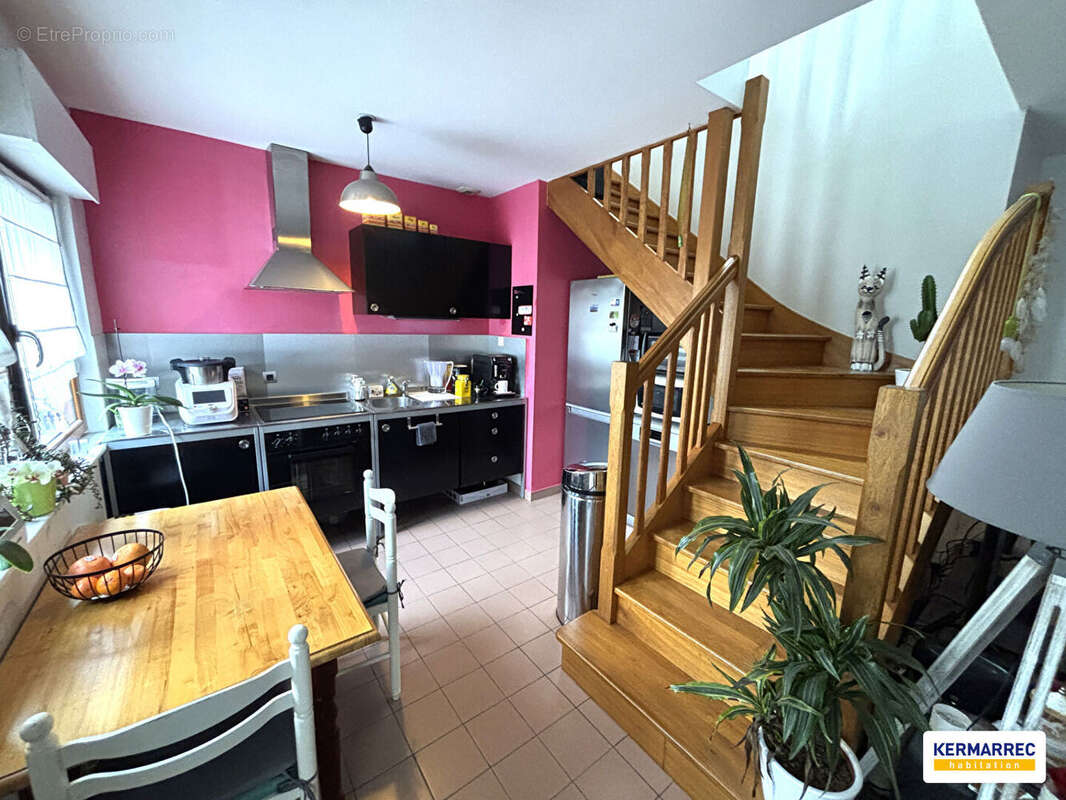 Appartement à ARGENTRE-DU-PLESSIS