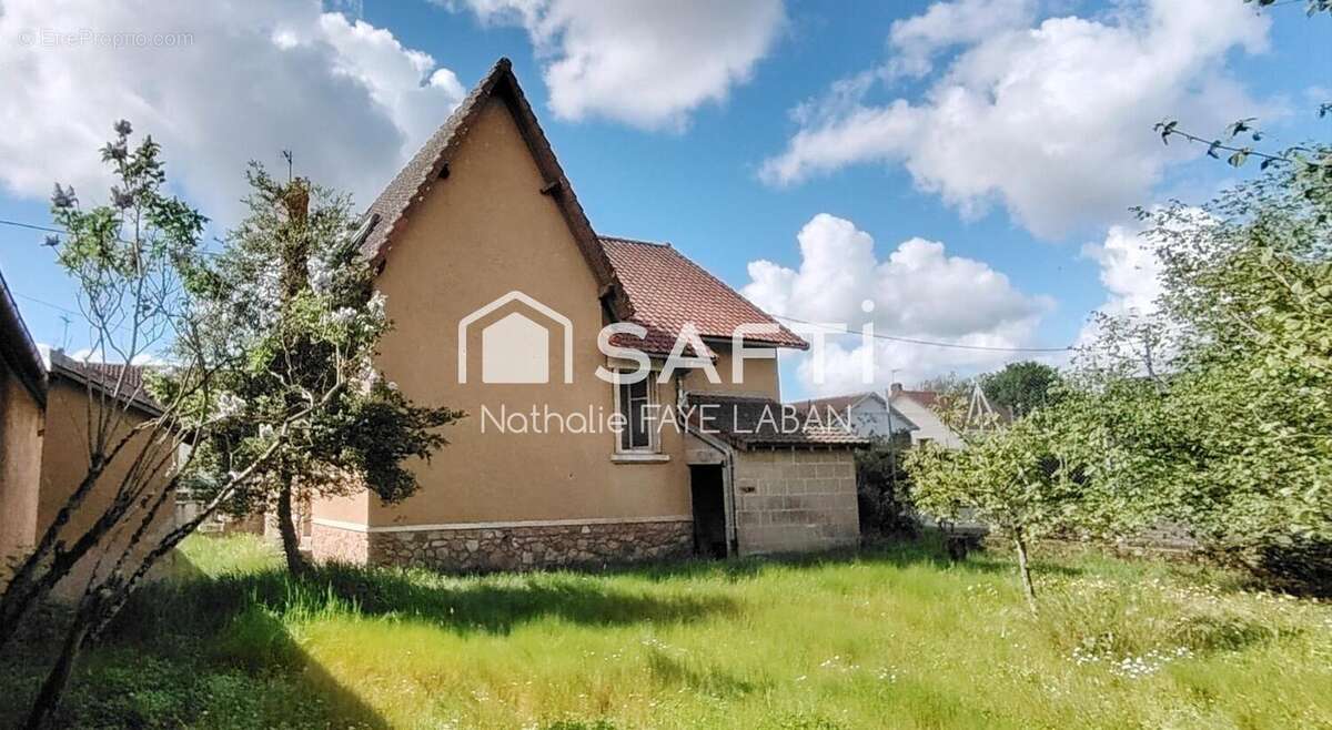 Photo 2 - Maison à CHATELLERAULT