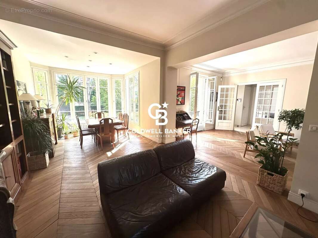 Maison à LE VESINET