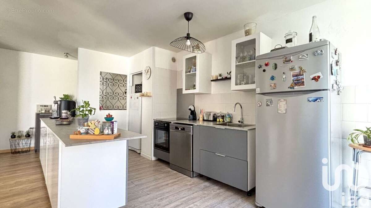 Photo 3 - Appartement à MARSEILLE-12E