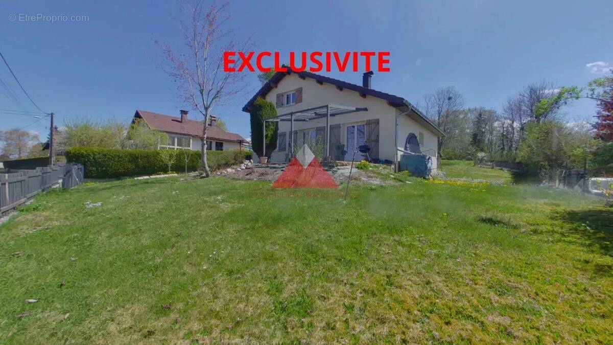 Maison à SAINT-LAURENT-EN-GRANDVAUX