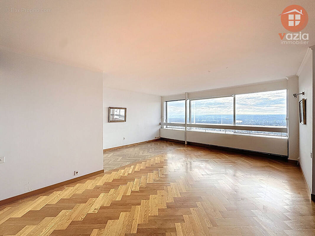 Appartement à PUTEAUX