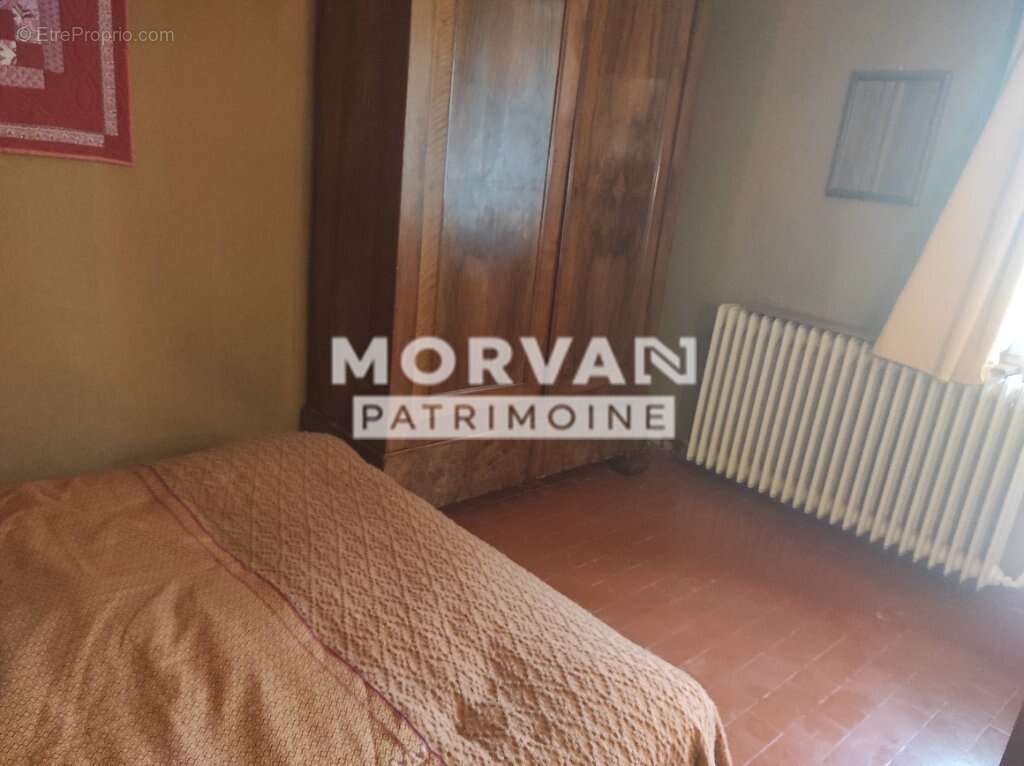 Maison à CHATEAU-CHINON(VILLE)