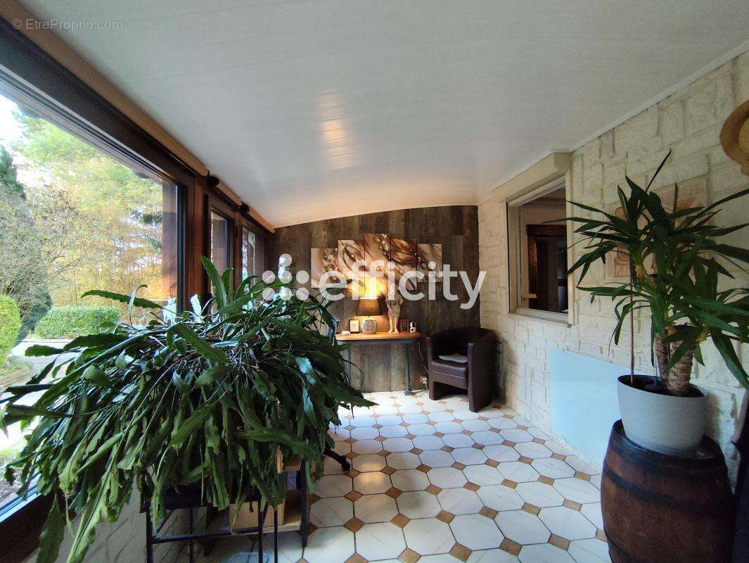 Maison à SAINTE-GAUBURGE-SAINTE-COLOMBE