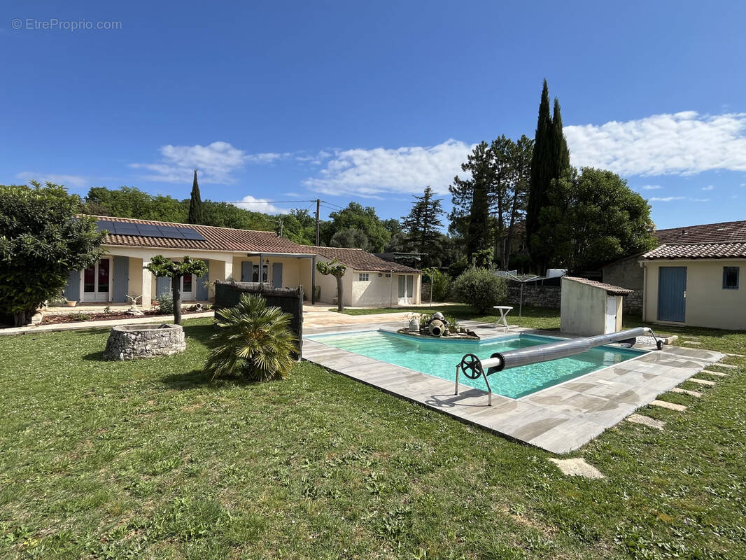 Maison à COLLORGUES