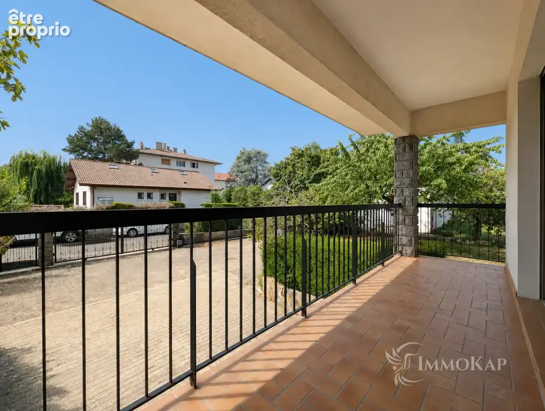 Rare à Annemasse   Grande maison   Terrain 953 m2 - photo 6