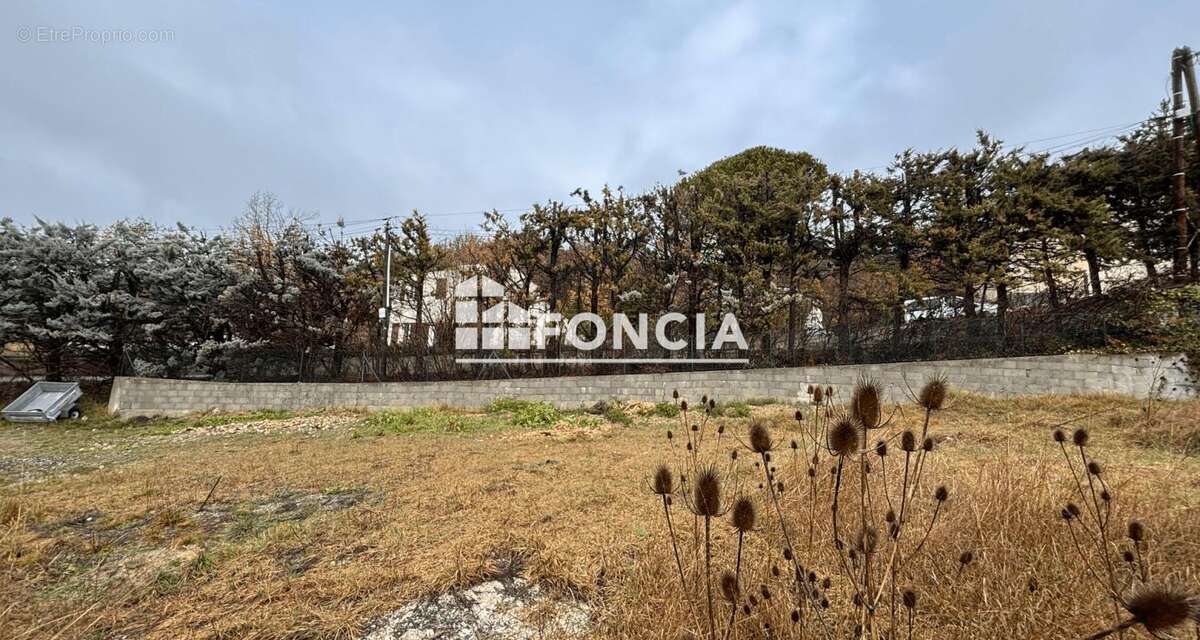 Terrain à DIGNE-LES-BAINS