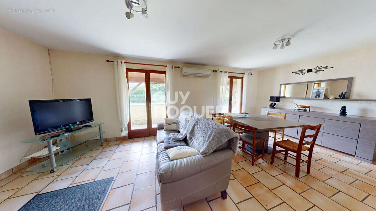 Maison à CASTRES-GIRONDE
